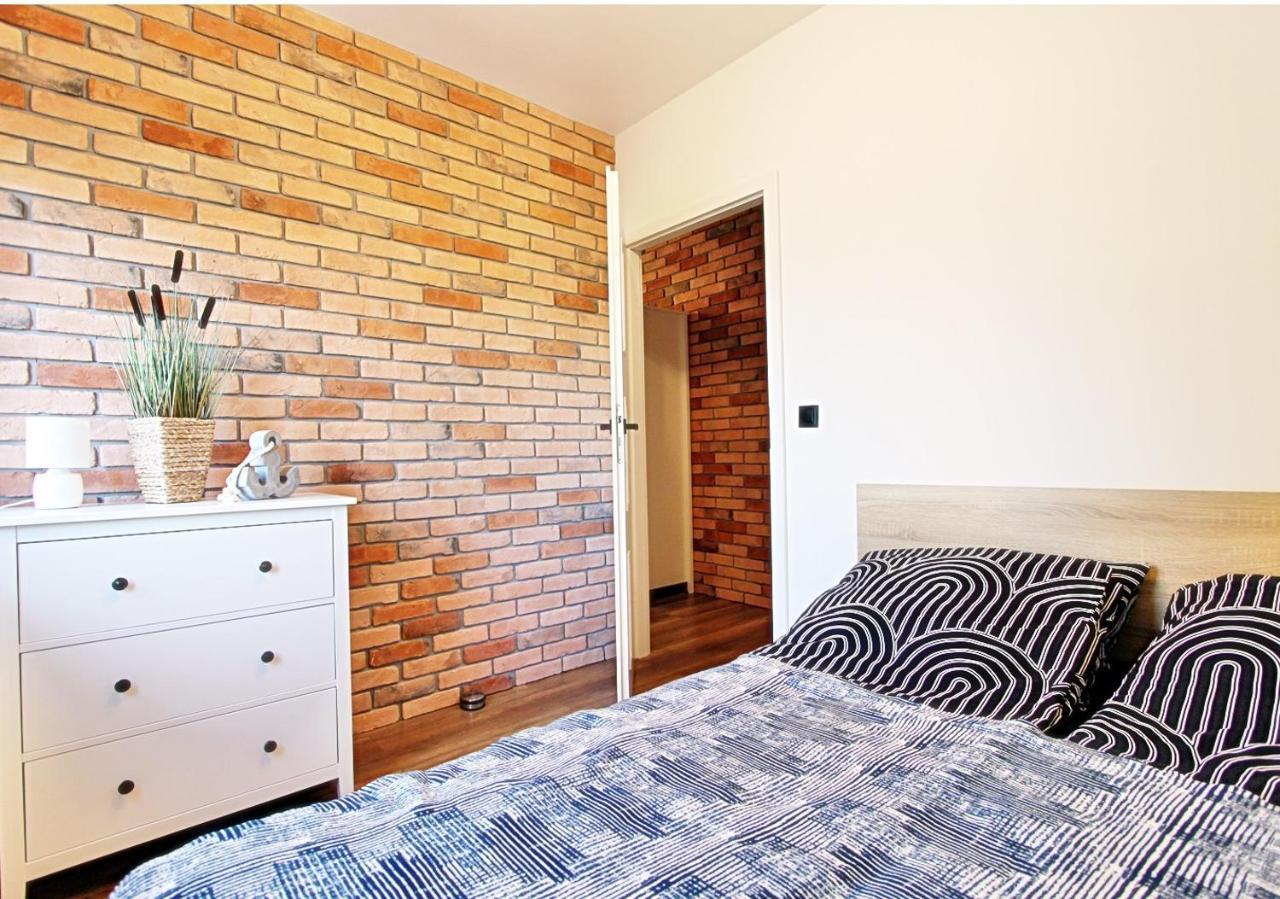 Appartamento Apartament Kotwica Z Prywatnym Miejscem W Hali Garazowej Świnoujście Esterno foto