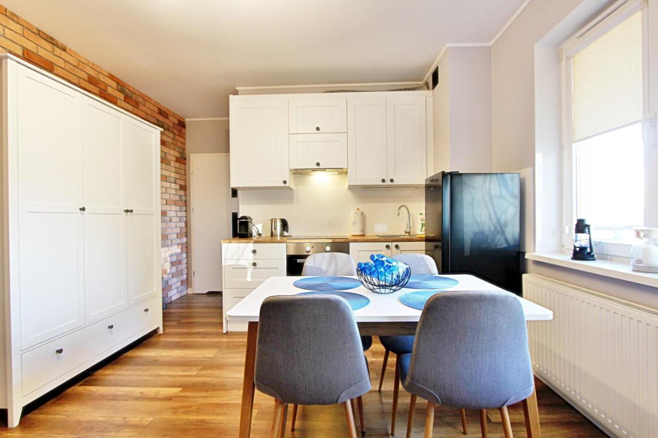 Appartamento Apartament Kotwica Z Prywatnym Miejscem W Hali Garazowej Świnoujście Esterno foto